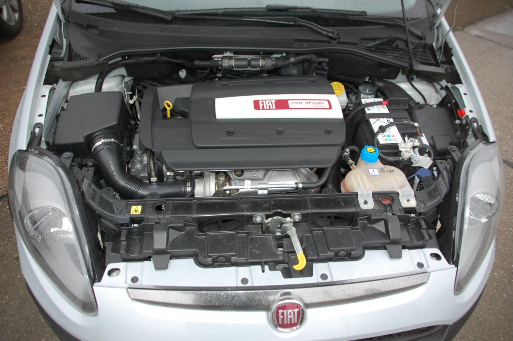 Fiat Punto Evo Sport 1.4 16V MultiAir Turbo: Kleiner Italiener mit Anspruch