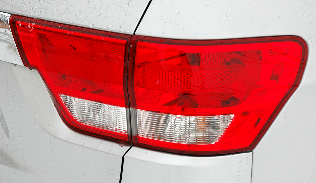 Jeep Grand Cherokee: Moderne Leuchteinheit hinten.