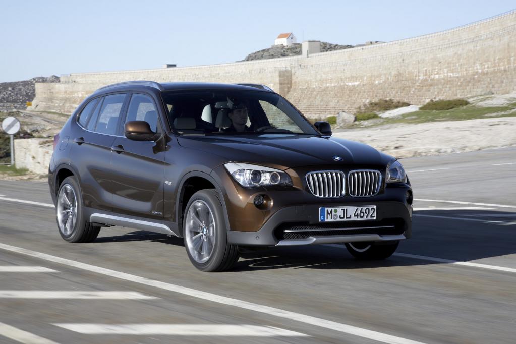 Kompakt-SUV im Vergleich: BMW X1 gegen Toyota RAV4 
