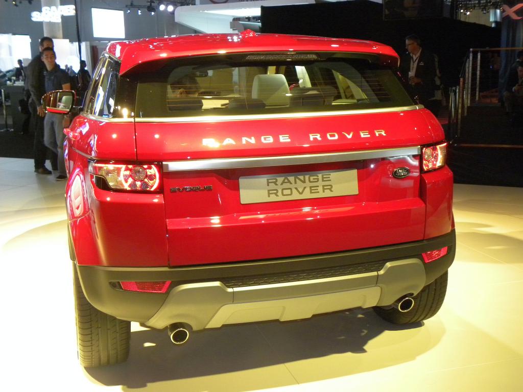 Land Rover präsentiert den Evoque vielfältig im Internet