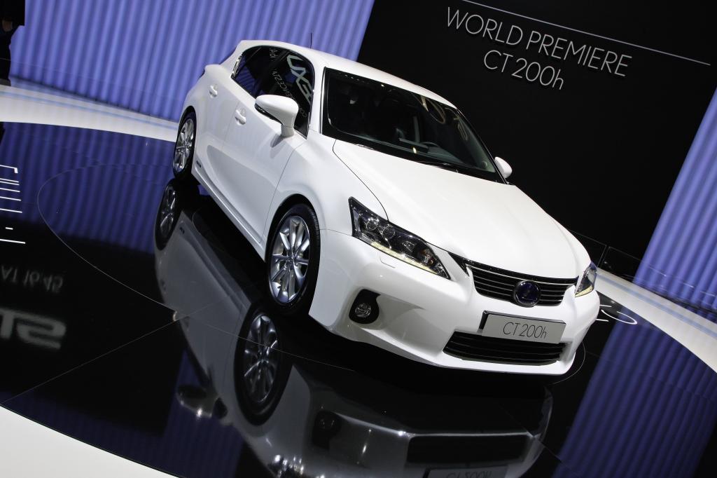 Lexus CT 200h: Zum Konzertgenuss ins Auto 