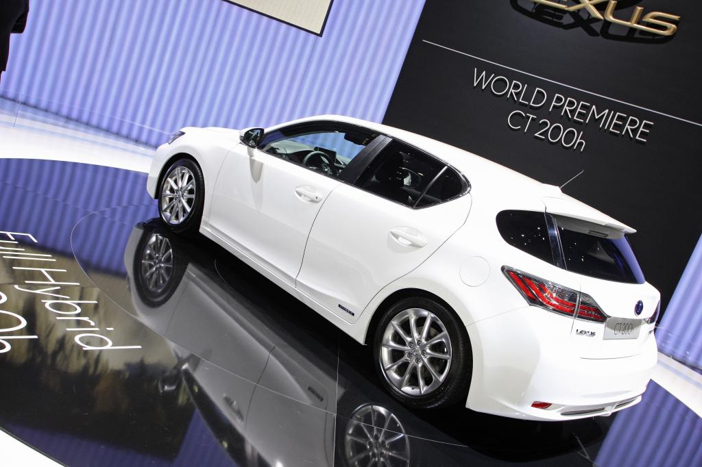 Lexus CT 200h: Zum Konzertgenuss ins Auto 