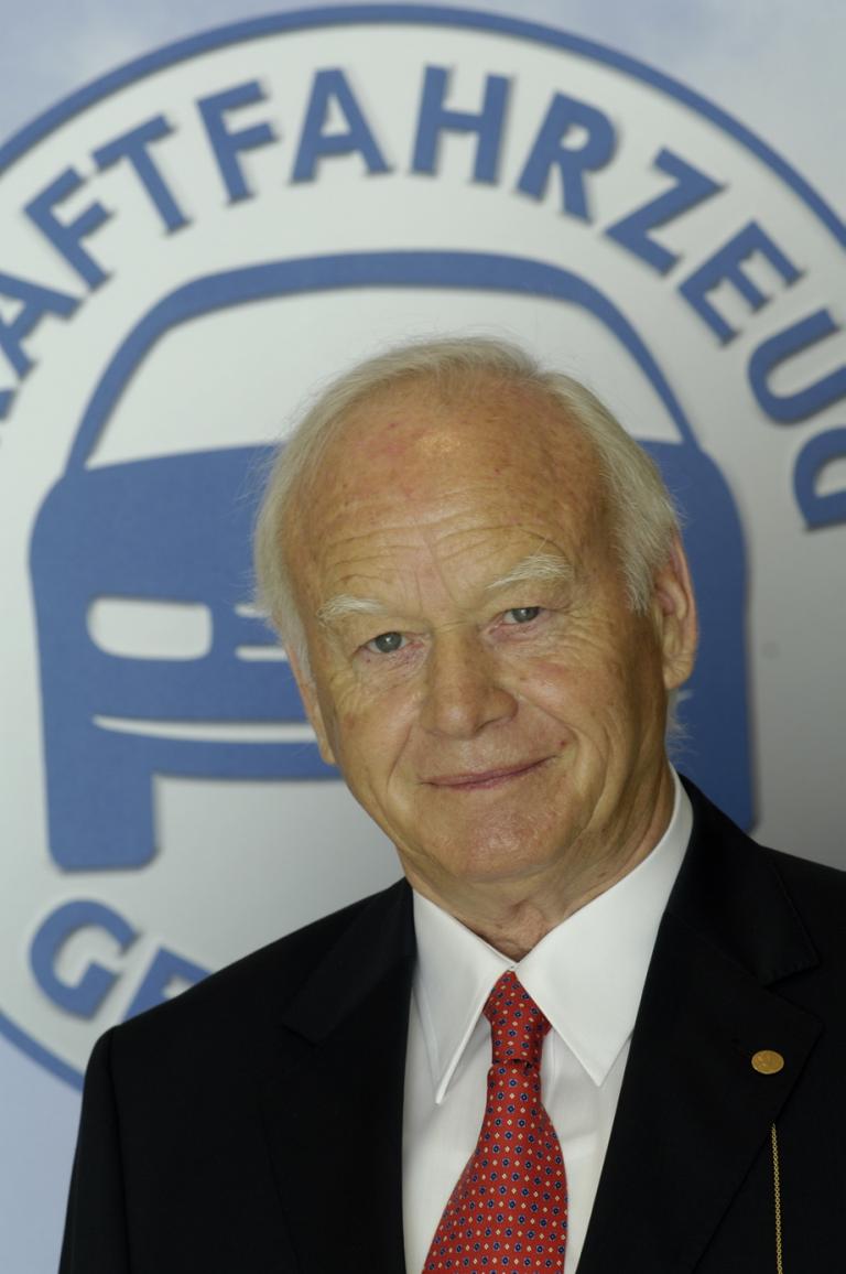 Manfred Steinbrecher.