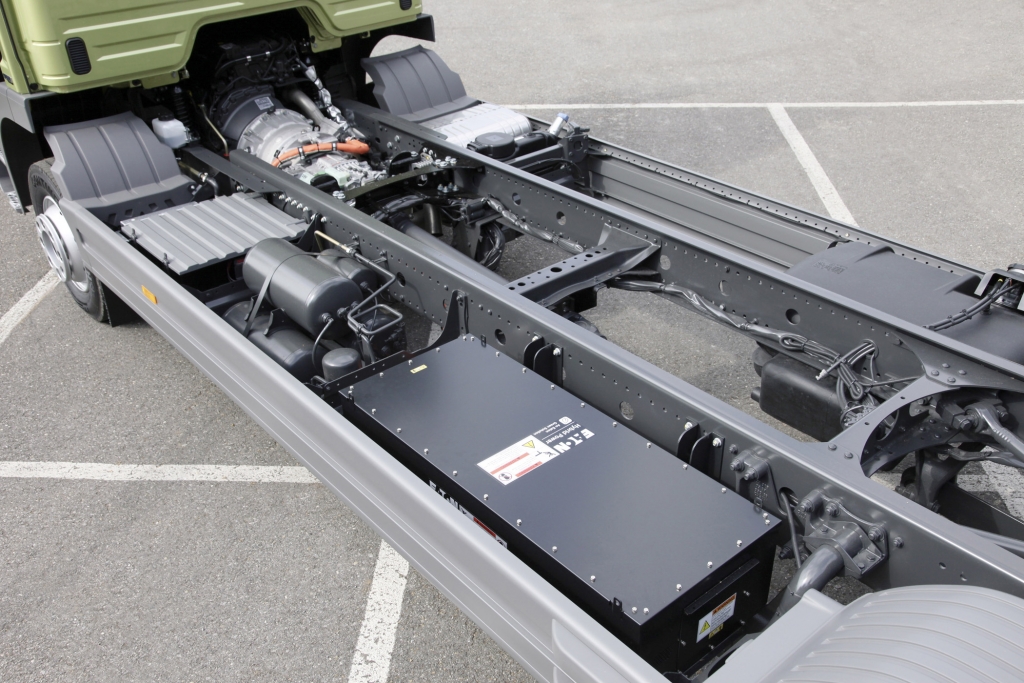 Mercedes Atego Hybrid - Brummi auf Sparflamme