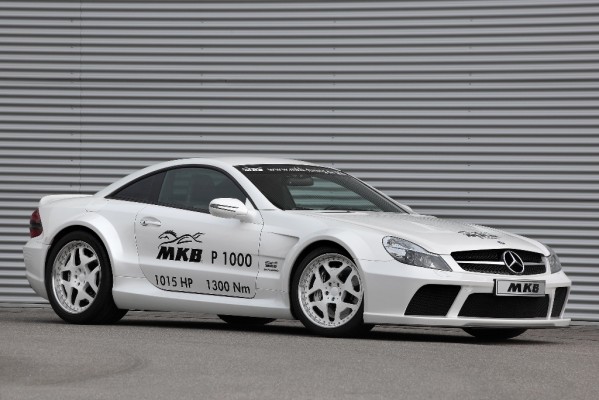 Mercedes-Benz AMG SL von MKB über 350 km/h schnell