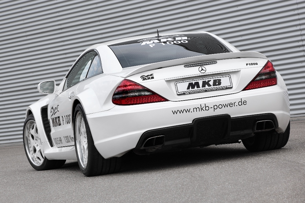 Mercedes-Benz AMG SL von MKB über 350 km/h schnell