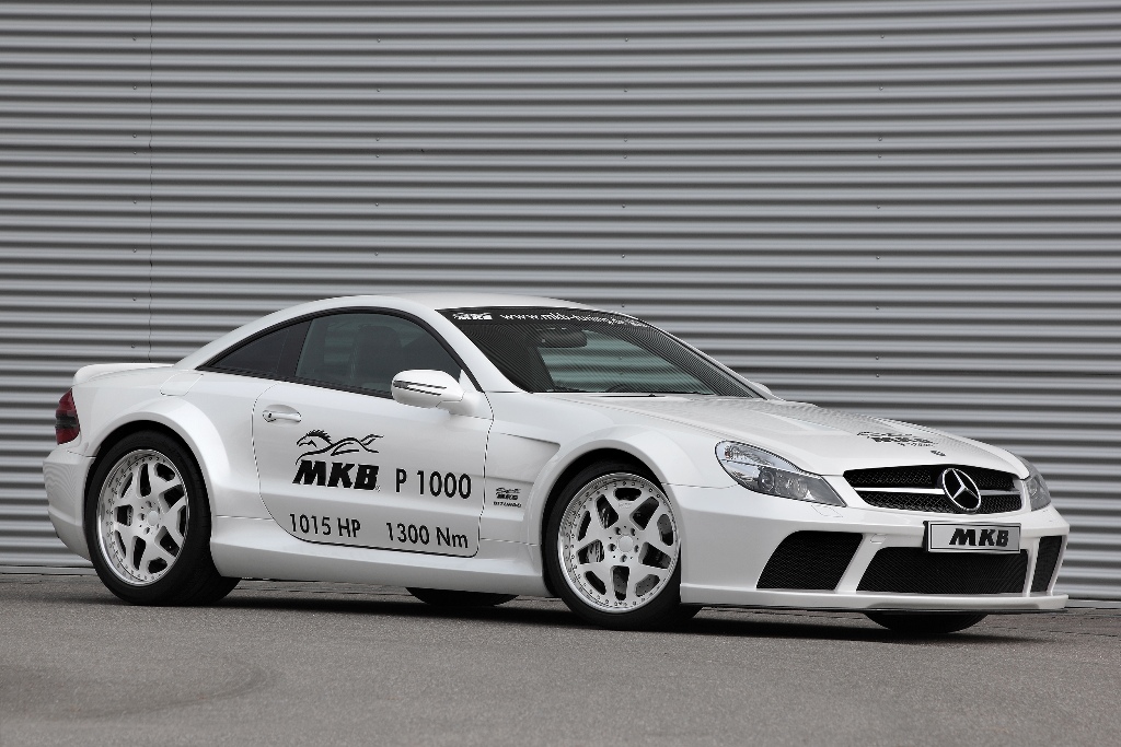 Mercedes-Benz AMG SL von MKB über 350 km/h schnell