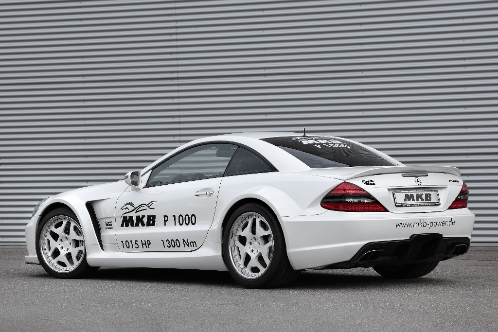 Mercedes-Benz AMG SL von MKB über 350 km/h schnell