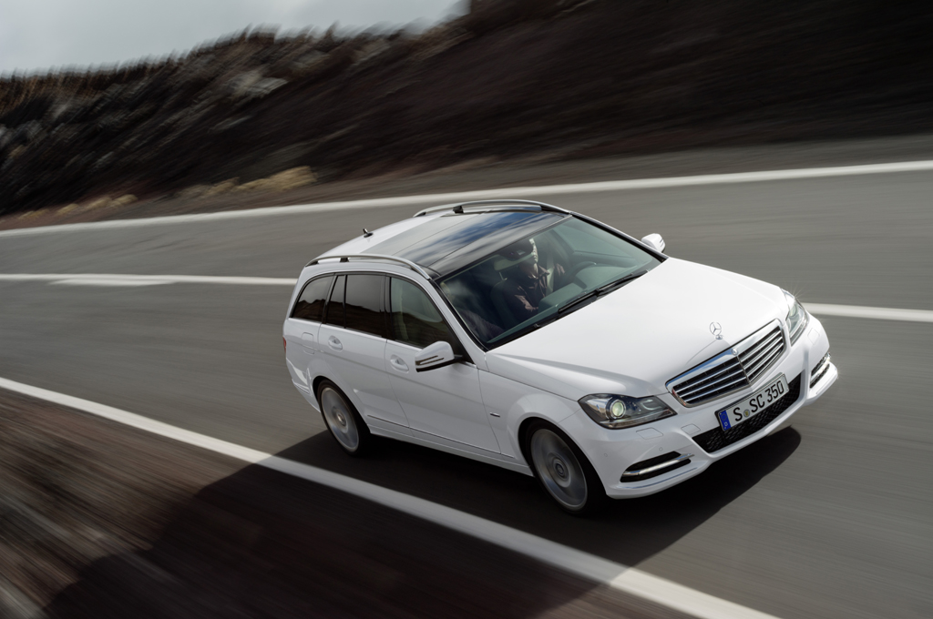 Mercedes-C-Klasse: Insgesamt wirken Kombi und Limousine noch präsenter.