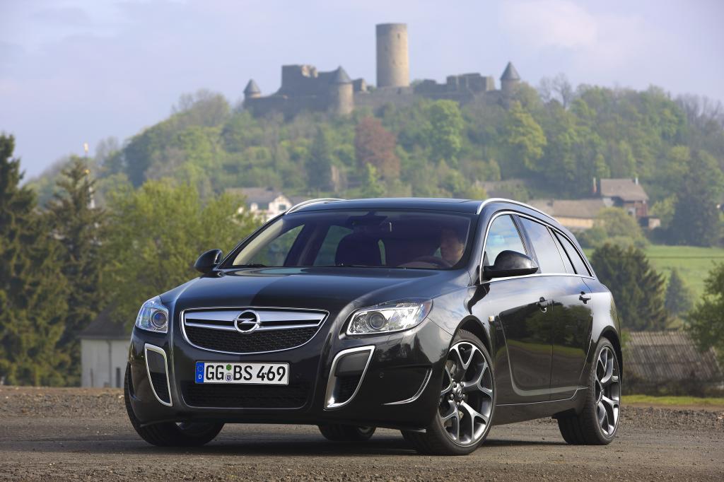 Opel Insiginia OPC Sports Tourer.