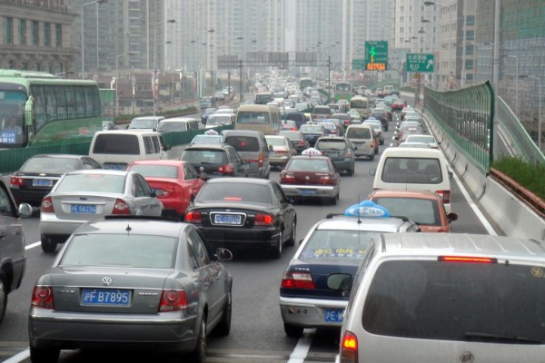 Sorgen um China-Geschäft: Autoaktien im Rückwärtsgang 