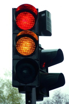 Später Rotlichtverstoß - Kein höheres Bußgeld nach sieben Sekunden