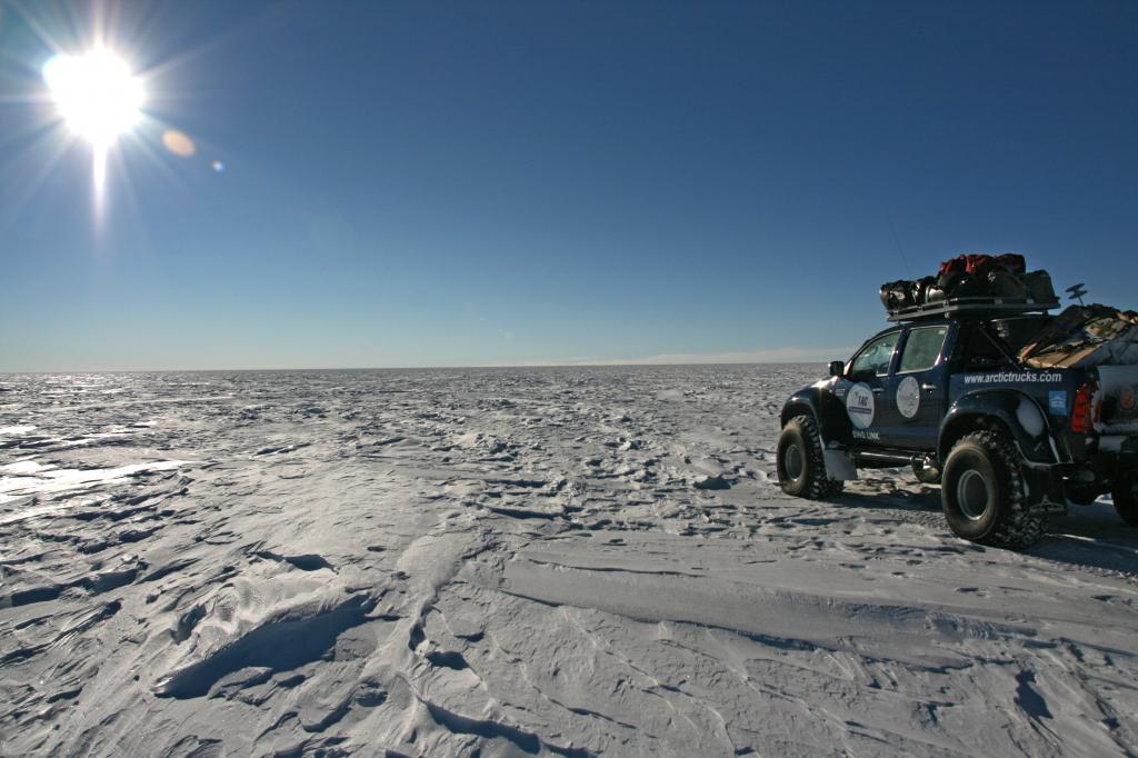 Toyota Hilux in der Antarktis.