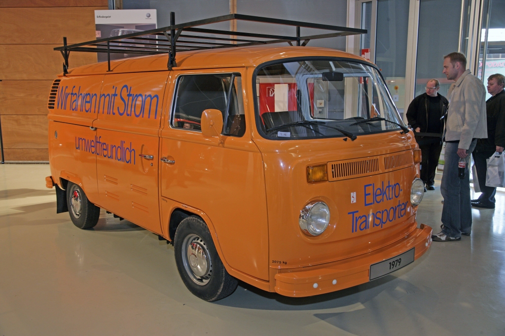 VW-Bus-Treffen in Hannover anlässlich des 60. Geburtstags der Fahrzeuglegende „Bulli“