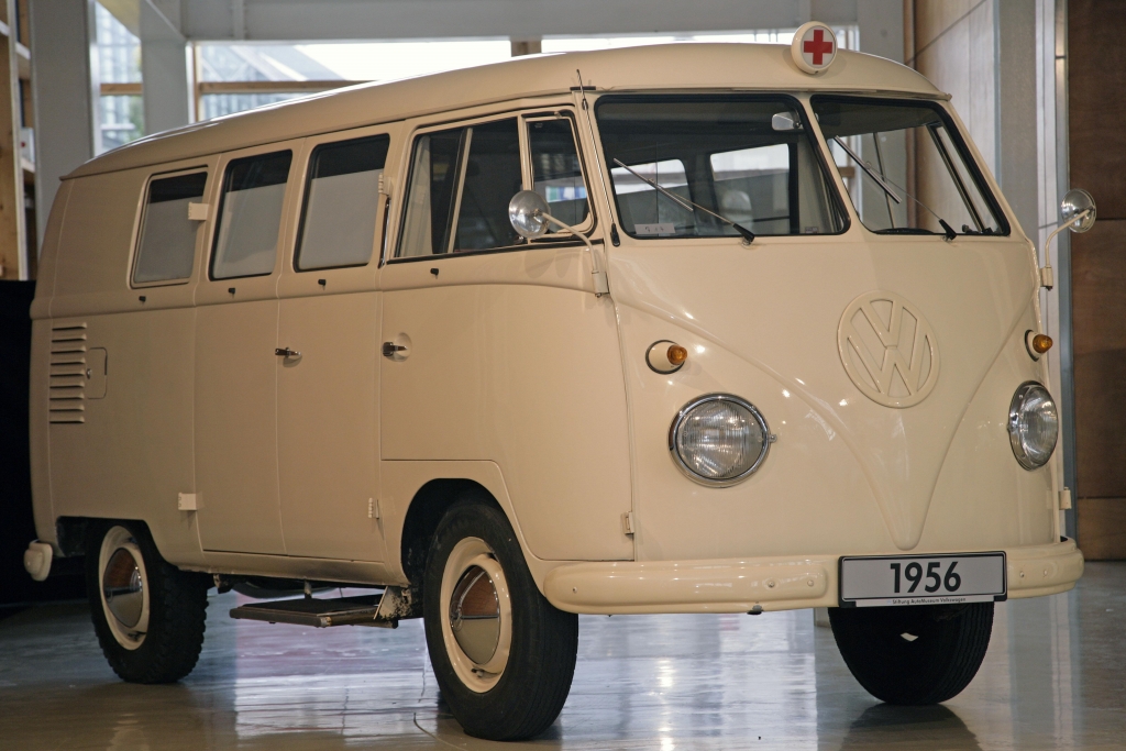 VW-Bus-Treffen in Hannover anlässlich des 60. Geburtstags der Fahrzeuglegende „Bulli“