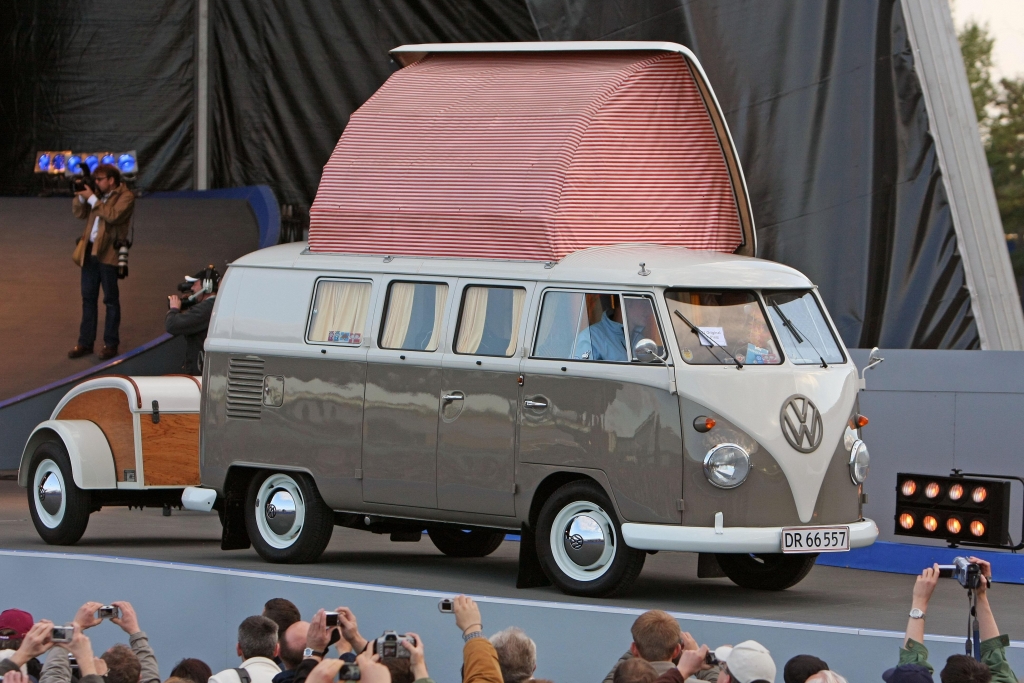 VW-Bus-Treffen in Hannover anlässlich des 60. Geburtstags der Fahrzeuglegende „Bulli“