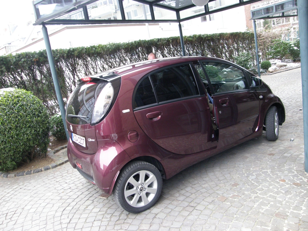 Vorstellung Citroën C-Zero Airdream: Null Emission in Serie und der Erste seiner Art 