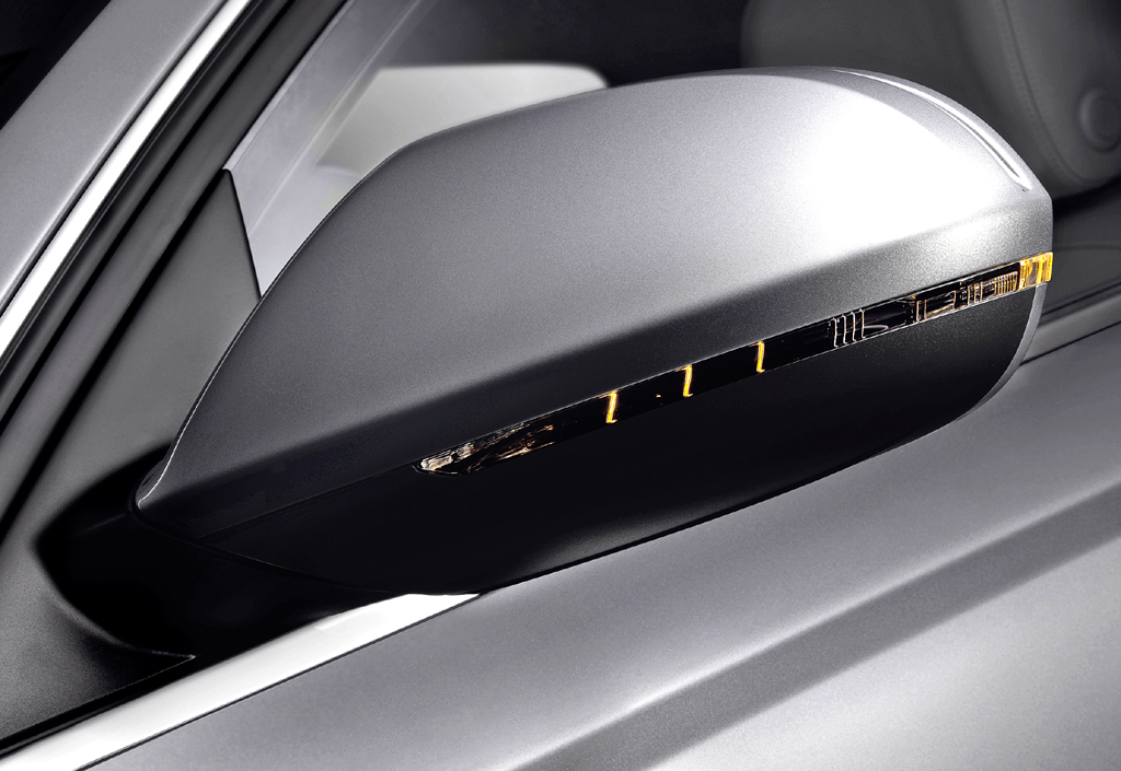 Audi A6: In die Außenspiegel sind Blinkerleisten integriert. 