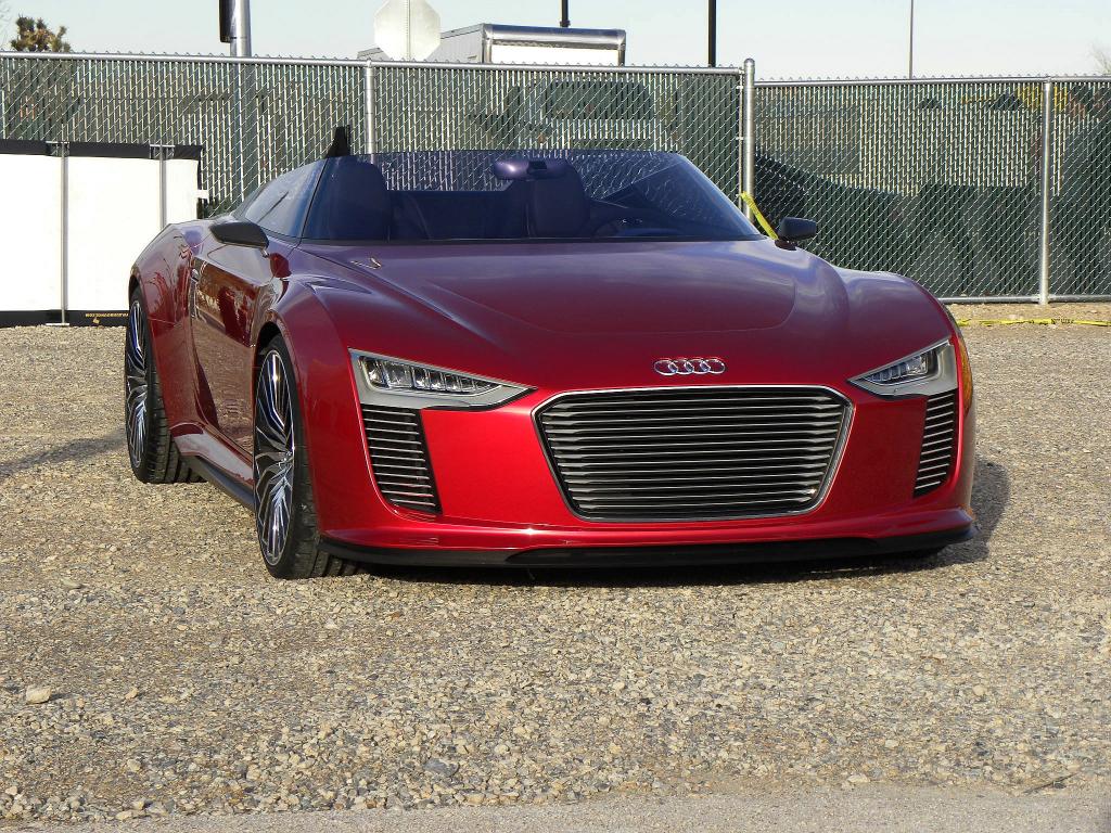 Audi E-tron Spyder.