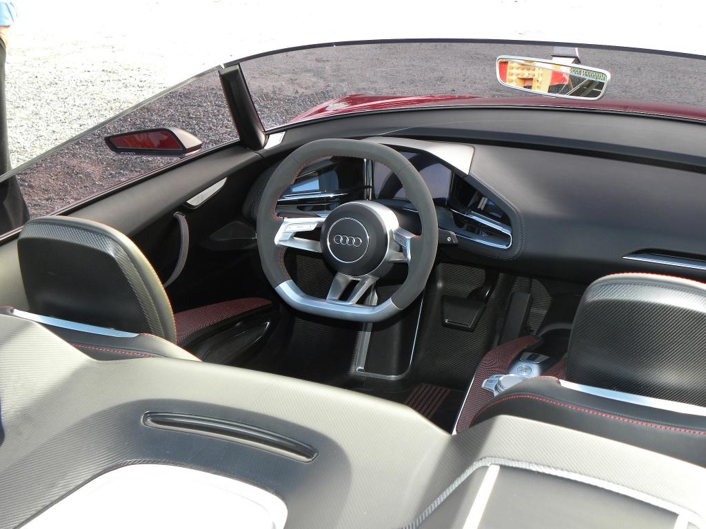 Audi E-tron Spyder.