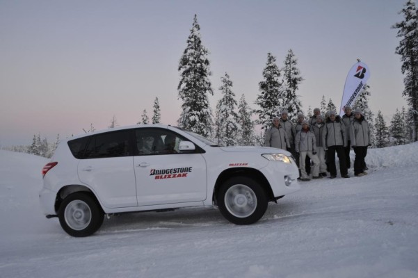 Autobild und Bridgestone verlosen Testfahrten mit Lexus und Toyota in Lappland