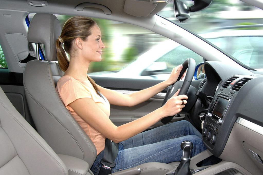 Autositzallergie? Vor dem Autokauf zum Hautarzt 