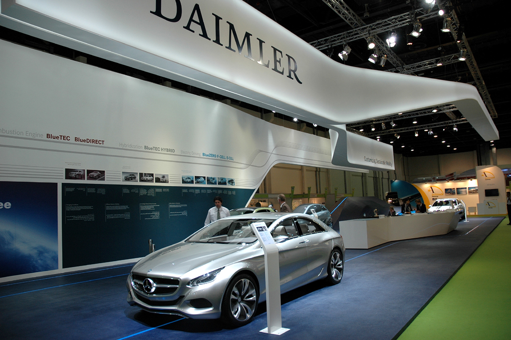 Daimler-Stand beim World Future Energy Summit im Emirat Abu Dhabi. 