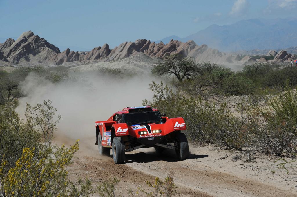 Dakar 2011: Volkswagen weiter an der Spitze