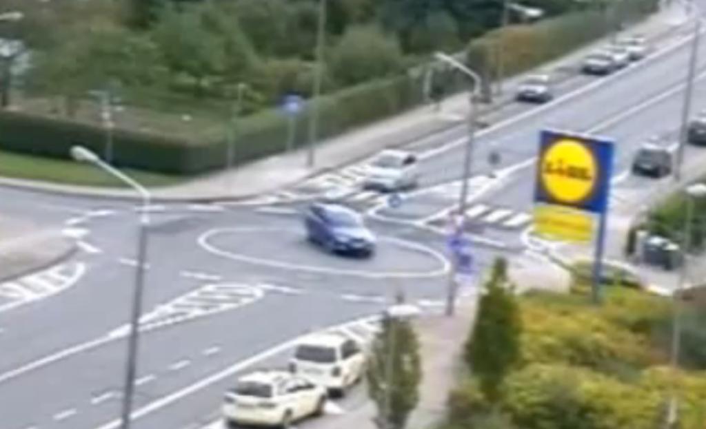 Dass an diesem Kreisverekhr noch kein schlimmer Unfall passiert ist, grenzt an ein Wunder
