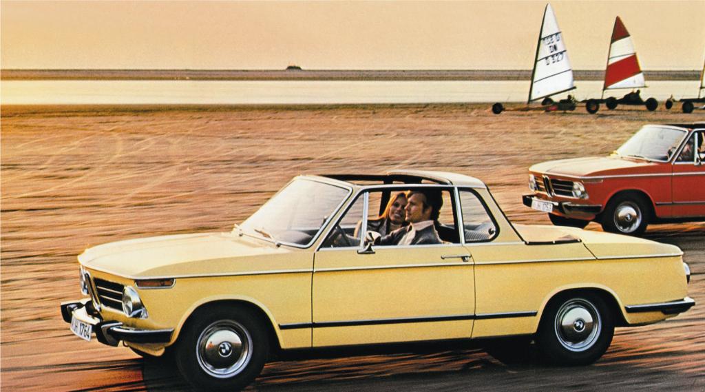 Der Karosseriebauer Baur verwandelte den 2002 zum Cabriolet