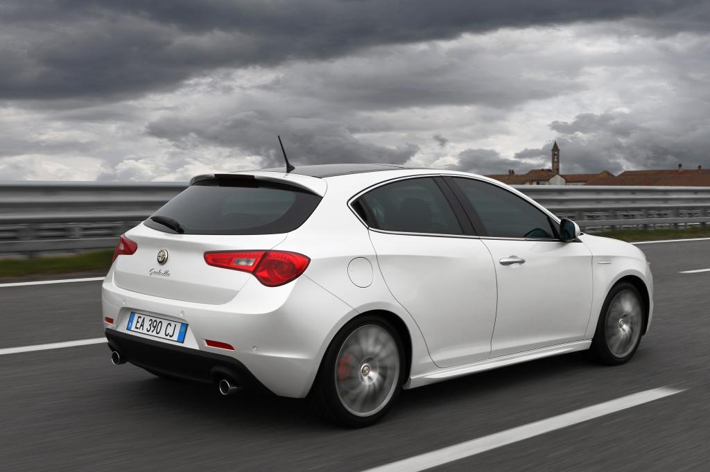 Der Schönheit kleine Fehler, der Alfa Mito
