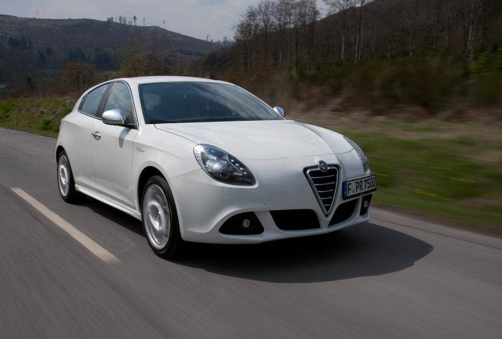 Der Schönheit kleine Fehler, der Alfa Mito