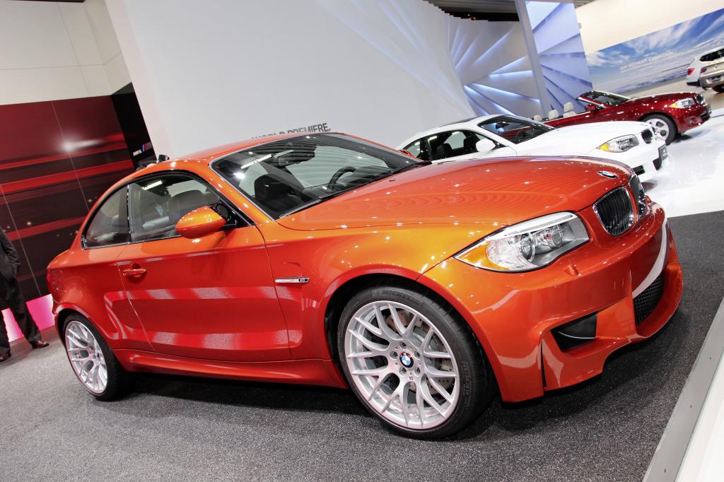 Detroit 2011: BMW stellt 1er M Coupé vor
