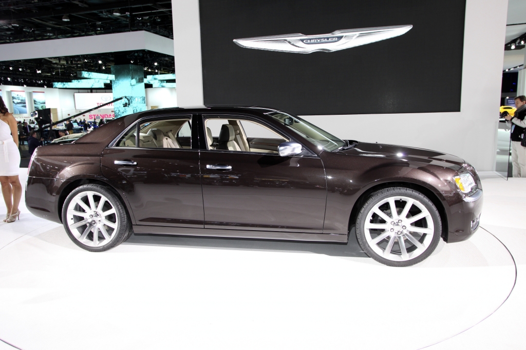Detroit 2011: Chrysler präsentiert den neuen 300 C