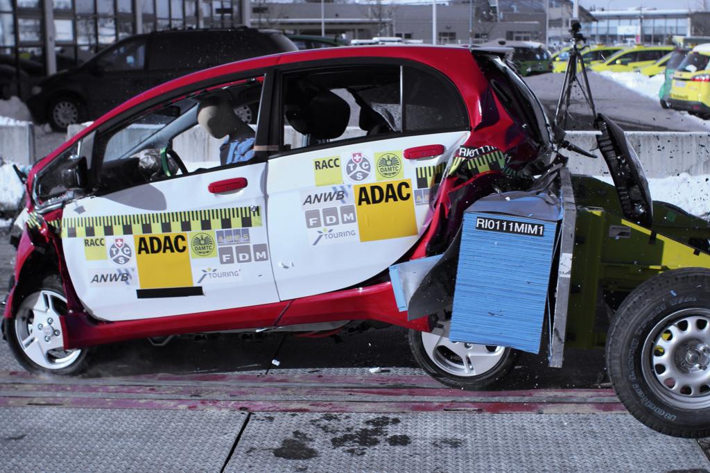 Die Fahrgastzelle hielt auch dem Heck-Crash stand