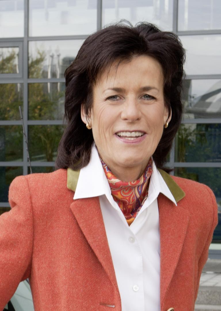 Dr. Annette Winkler.