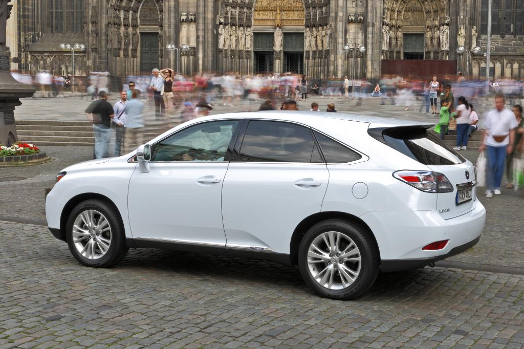 Fahrbericht Lexus RX 450h: Viel Spar- und Spaßpotential