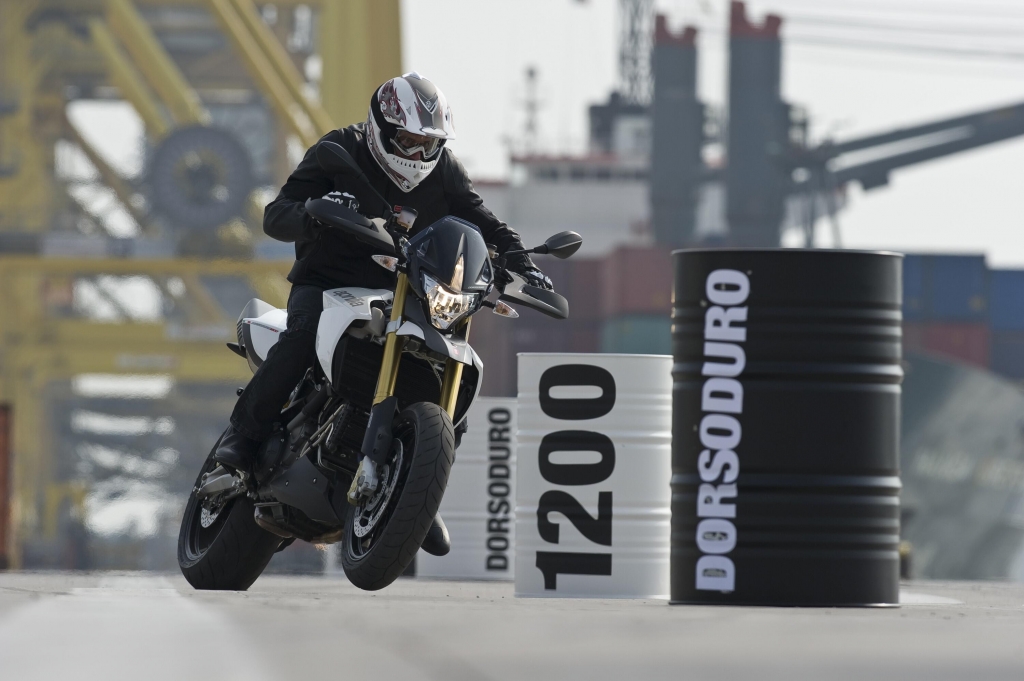 Hamburger Motorrad Tage: Weltpremieren, Shows und Action auf der Motorrad-, Roller- und E-Bikeschau 