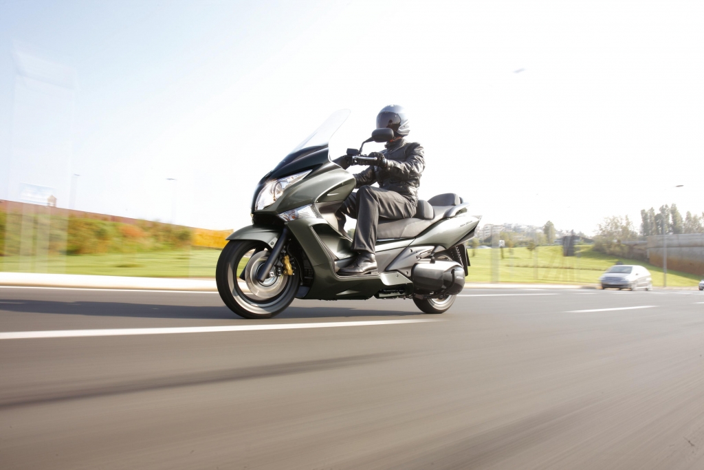 Honda Motorrad bietet Sondermodelle „50 Jahre Edition“ mit Preisvorteil