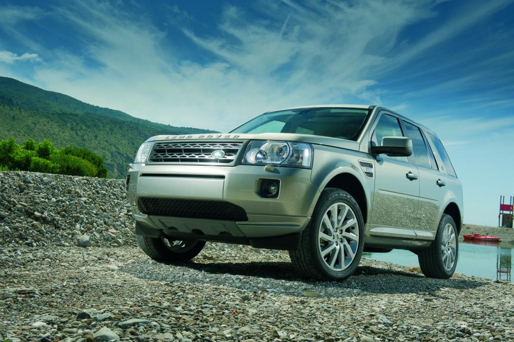 Land Rover zeigt auf der 