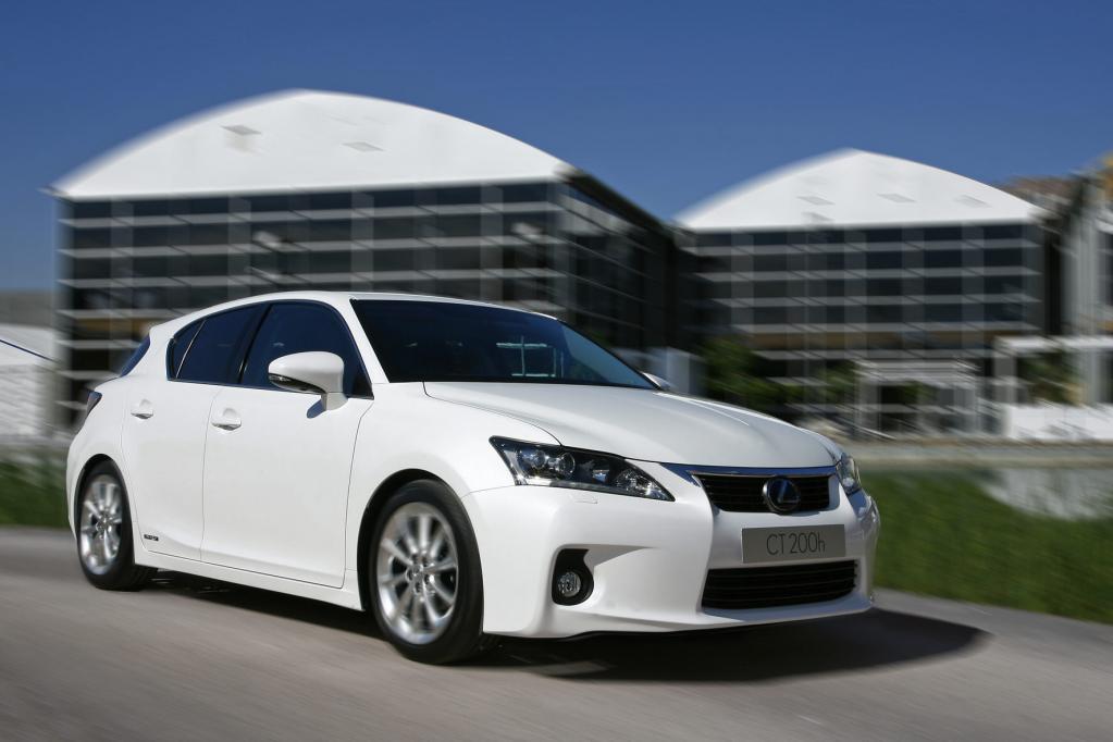 Lexus CT 200h ab März bei den Händlern 