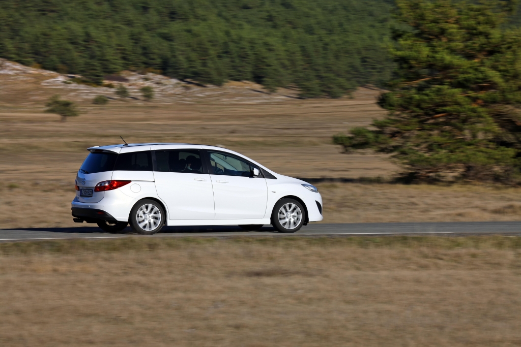 Mazda5 mit neuem aufgeladenem 1.6 MZ-CD Common Rail Diesel verfügbar