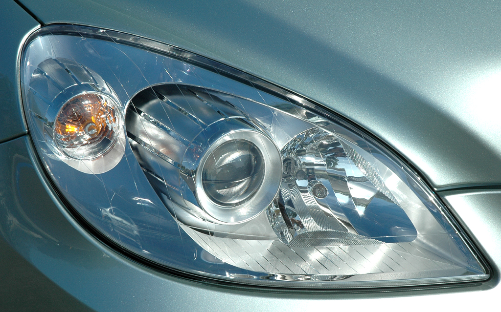 Mercedes B-Klasse F-Cell: Leuchteinheit vorn. 