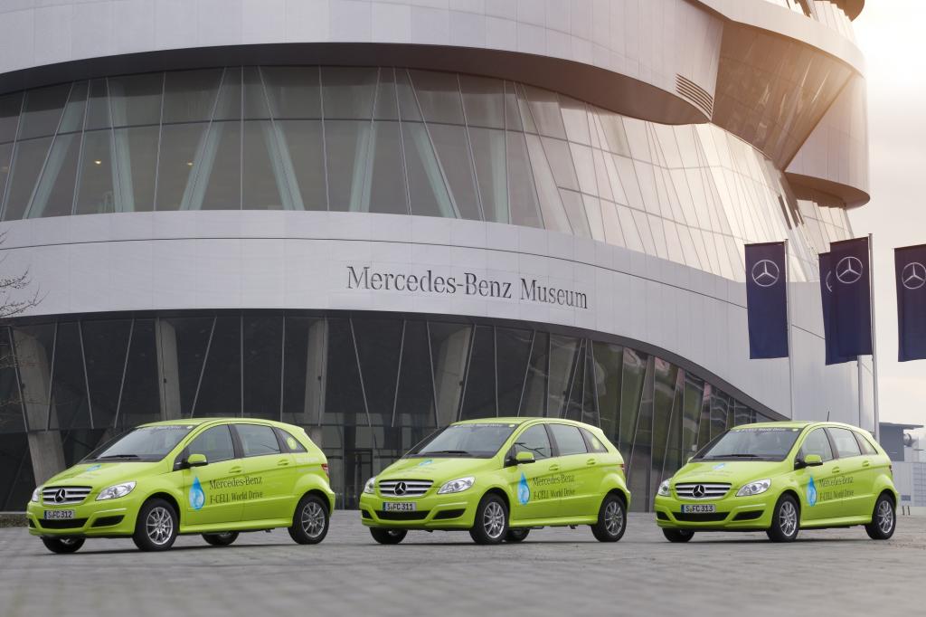 Mercedes-Benz - Automobiler Marathon zum Jubiläum