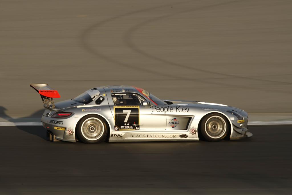 Mercedes-Benz SLS AMG GT3 beim 24-Stunden-Rennen von Dubai.