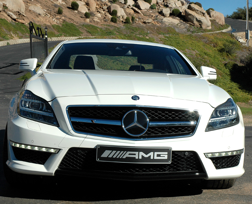 Mercedes CLS 63 AMG: Blick auf die Frontpartie des sportlichen Hochleistungscoupés. 