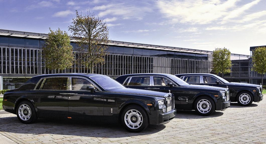 Mit eijner Parade durch London will Rolls-Royce sein Maskottchen würdigen