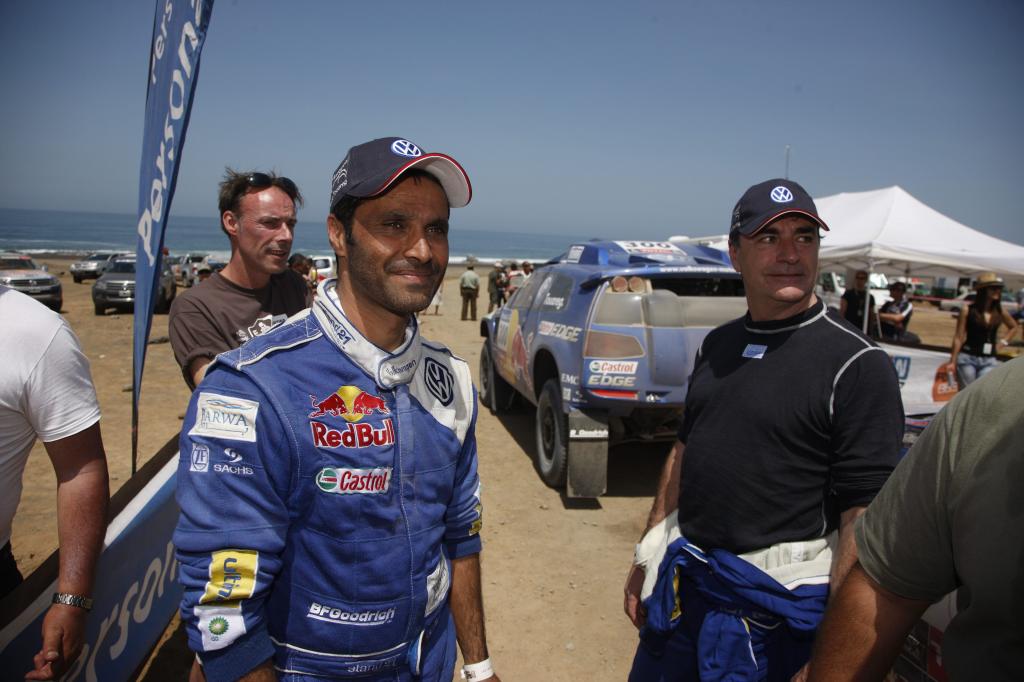 Nasser Al-Attiyah (links) und Carlos Sainz.
