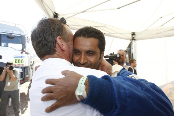 Nasser Al-Attiyah und Timo Gottschalk gewinnen Dakar