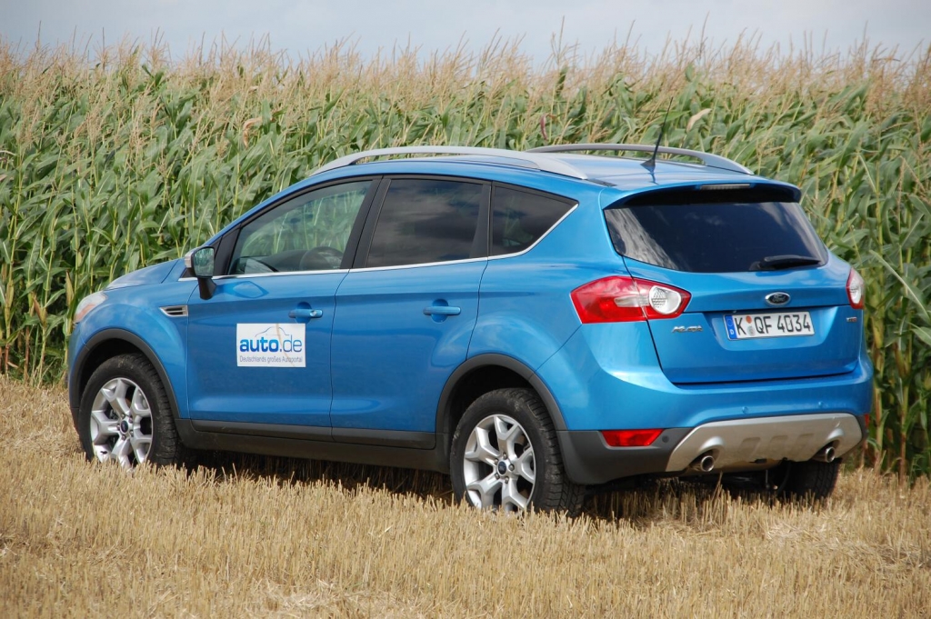 Noch läuft der Ford Kuga im deutschen Saarlouis vom Band. Sein für 2012 erwarteter Nachfolger dagegen könnte in den USA produziert werden.  | Abb. Modell 2010
